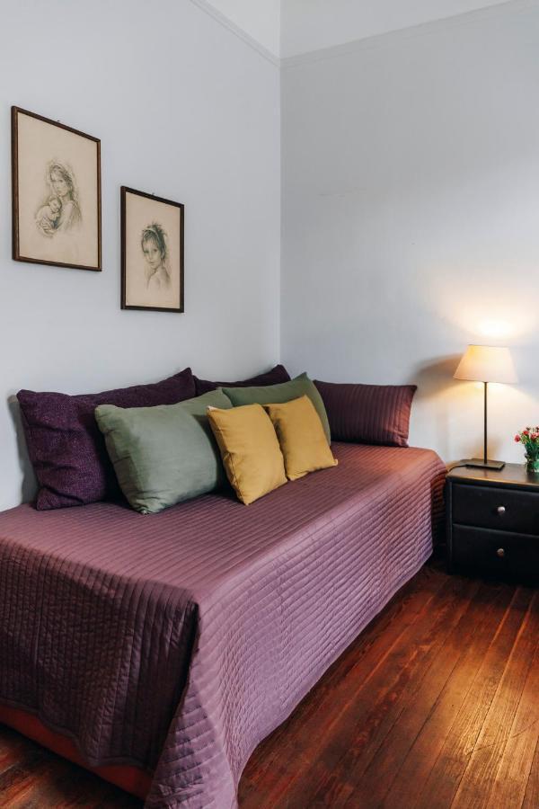 Monastiraki-Psiri, Old Town, 3-Bdr Apt, Sleep 6-10P, Spacious Court Yard เอเธนส์ ภายนอก รูปภาพ