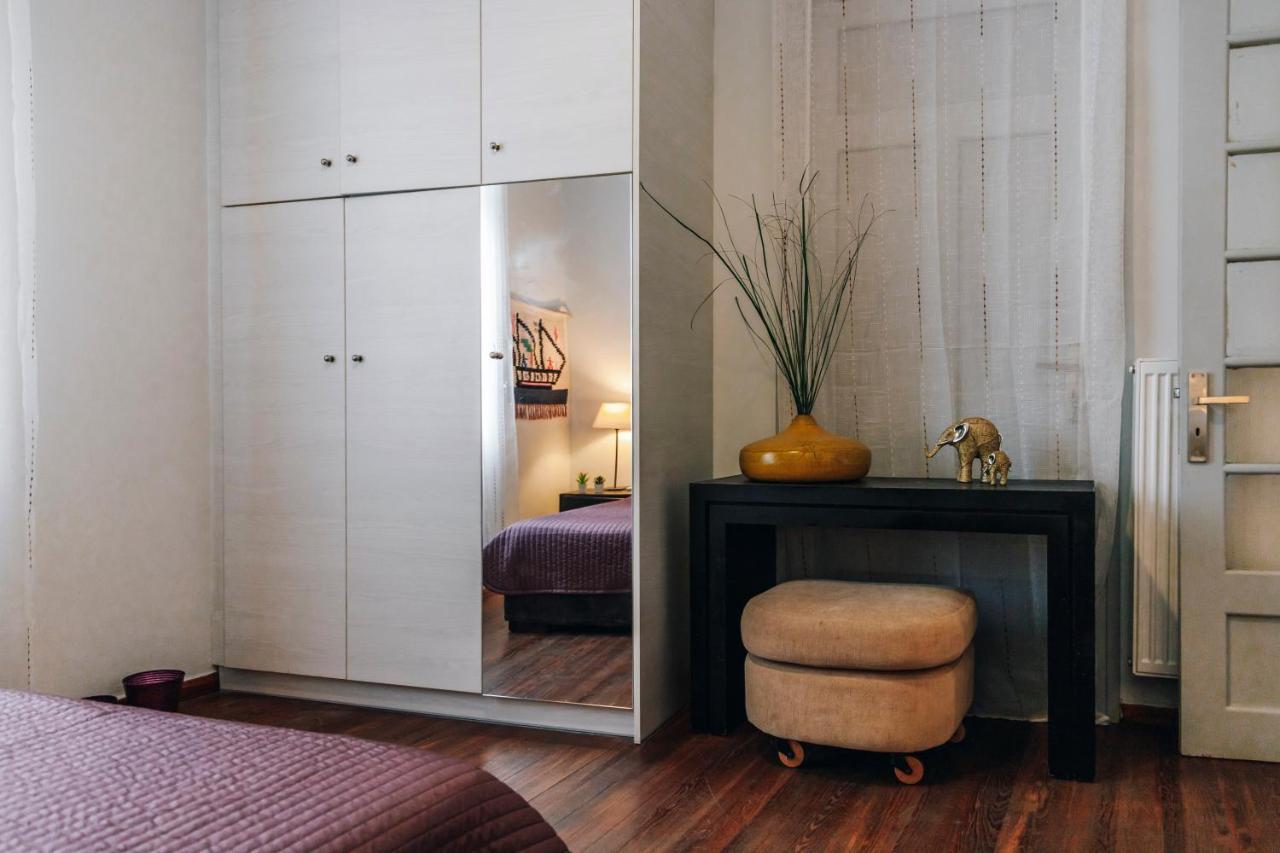 Monastiraki-Psiri, Old Town, 3-Bdr Apt, Sleep 6-10P, Spacious Court Yard เอเธนส์ ภายนอก รูปภาพ