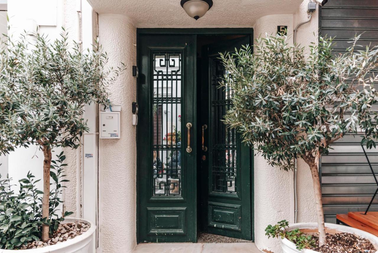 Monastiraki-Psiri, Old Town, 3-Bdr Apt, Sleep 6-10P, Spacious Court Yard เอเธนส์ ภายนอก รูปภาพ
