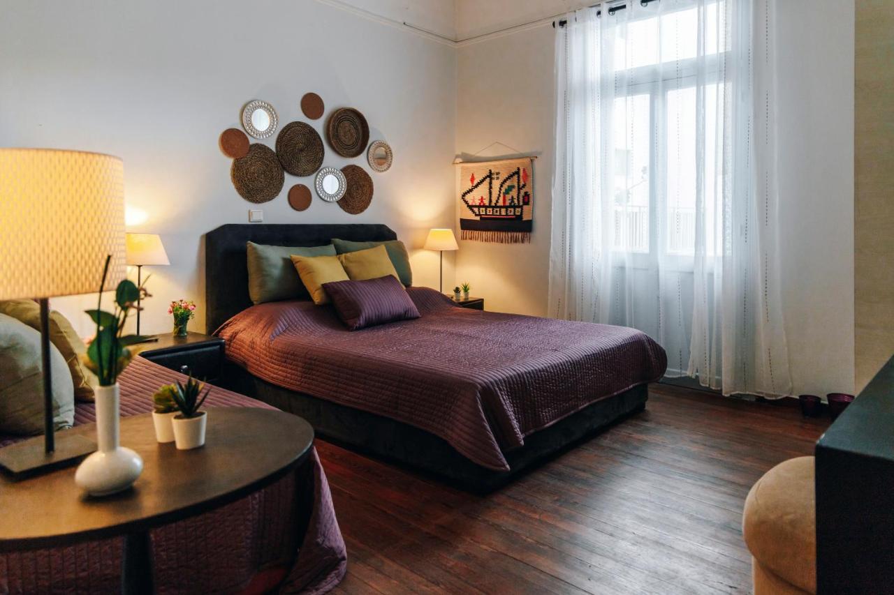Monastiraki-Psiri, Old Town, 3-Bdr Apt, Sleep 6-10P, Spacious Court Yard เอเธนส์ ภายนอก รูปภาพ