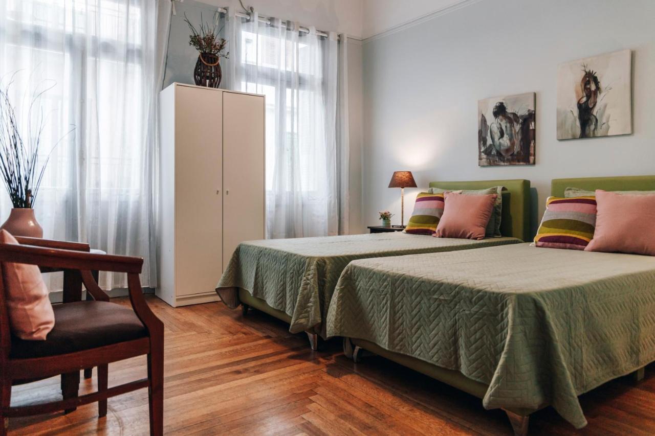 Monastiraki-Psiri, Old Town, 3-Bdr Apt, Sleep 6-10P, Spacious Court Yard เอเธนส์ ภายนอก รูปภาพ